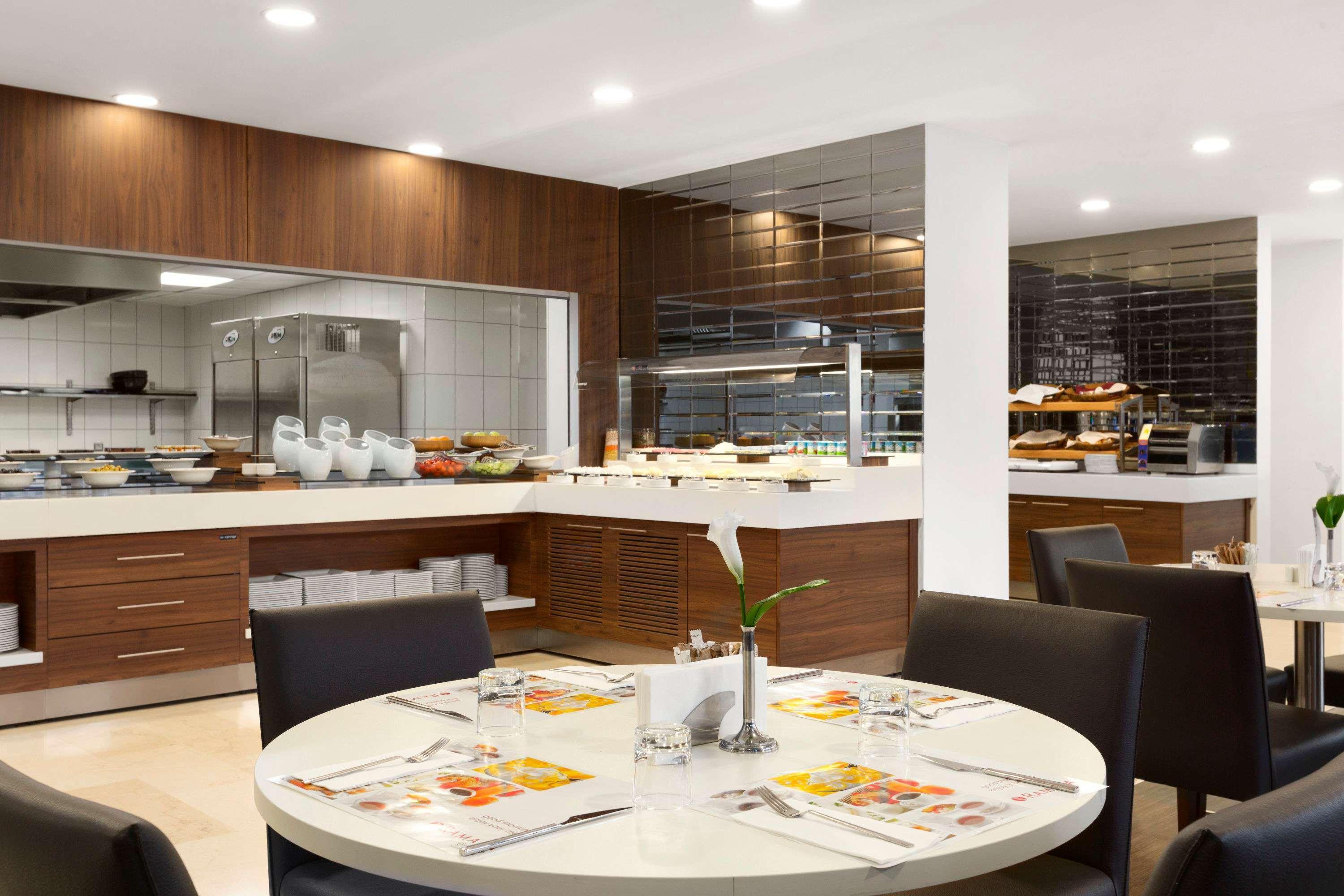 Ramada Encore Istanbul Kartal Exteriör bild