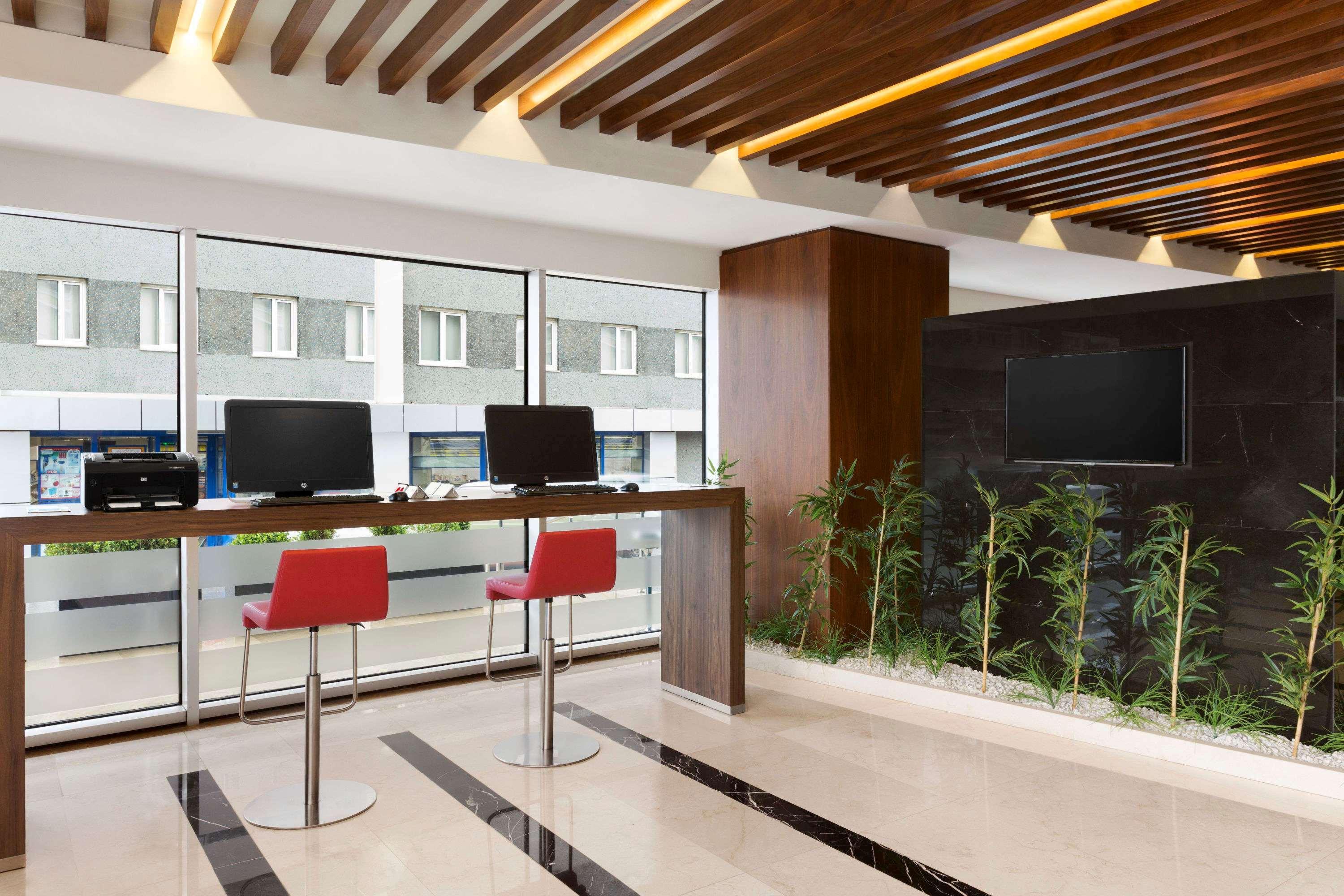 Ramada Encore Istanbul Kartal Exteriör bild