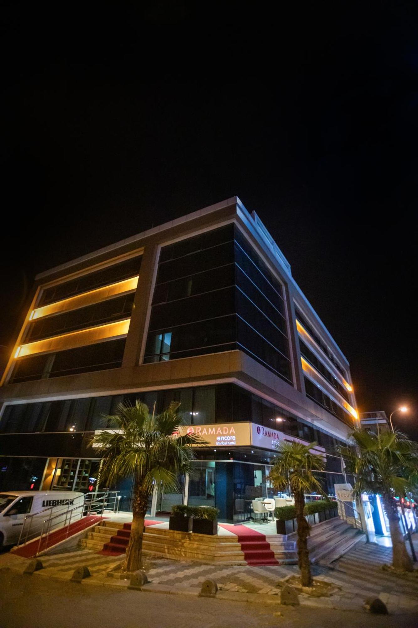 Ramada Encore Istanbul Kartal Exteriör bild